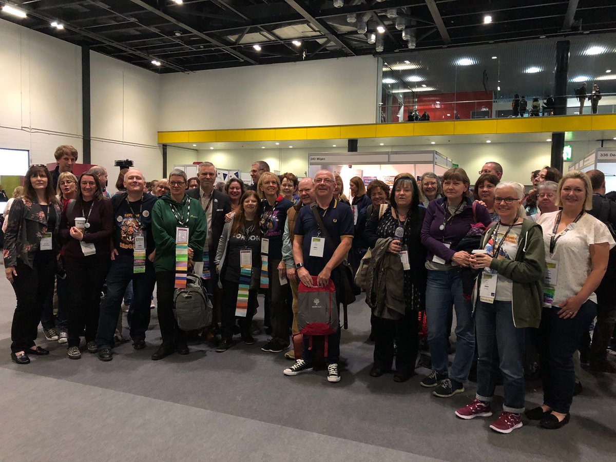 chiddickstree's tweet photo. I am already planning the biggest ever #AncestryHour #TweetUp #MeetUp of “Genie” friends that any show has even seen!! It’s going to even bigger than last time!! #RootsTech #Rootstech2020 #RootsTechConf #RootsTechLondon #Genealogy https://t.co/ojoxowmkA9