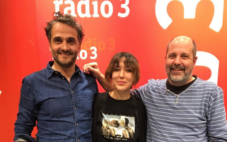 ☄️ <a href="/Annibsweet/">Anni B Sweet</a> y el físico Óscar Hernández (<a href="/ParalelUniverso/">Oscar Hernández</a>) exploran las relaciones entre ciencia y arte en este #podcast de #UniversoScallie 💫 rtve.es/a/5526860