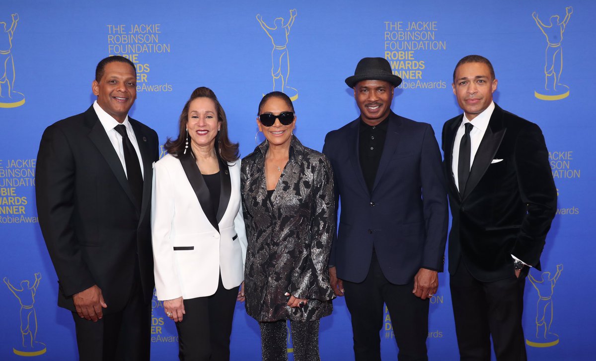 JRFoundation's tweet photo. An extra special “Thank You” to @SheilaEdrummer and @RayChewLive for adding to the magic. What a night! #JRFeffect #JRFoundation #JRF https://t.co/ApEpYHQ4ng