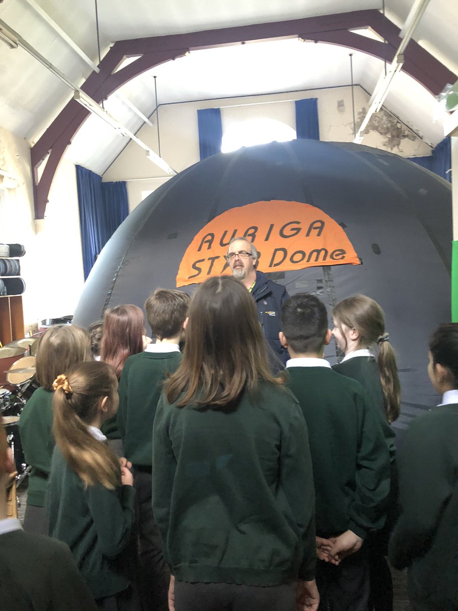 ChorltonParkPS's tweet image. Year 5 loved the Stardome yesterday! They learnt about the sun, moon, planets, space travel and investigating space! #lotsofquestions #aweandwonder  #article28