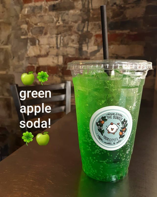 thebunkerybor's tweet photo. 🍀🍏Mint isn't the only fun "green" flavor- stop by for a handcrafted Green Apple Soda sometime this month! 🍏🍀
#ilovethebunker https://t.co/ul1MEeNM6c https://t.co/wgSML9iMZy