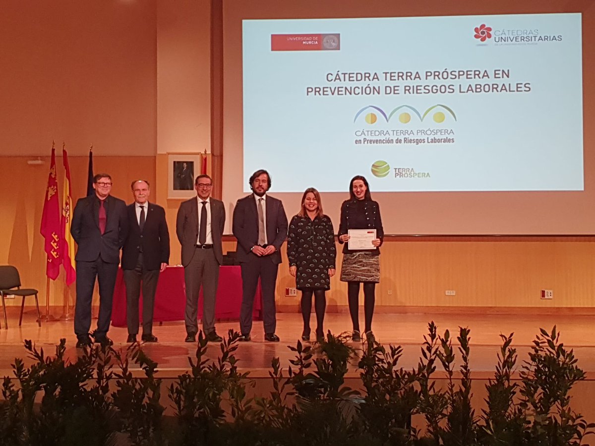 Nuria Fuentes GLax tweet media