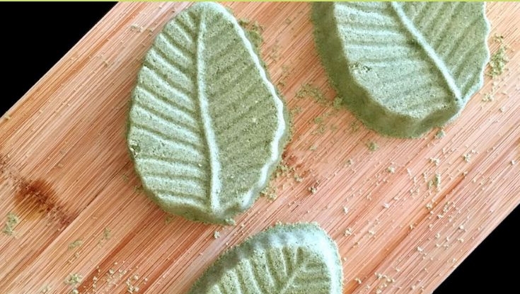 soapdeli's tweet photo. Love #natural #bathbombs? Make your own in just 10-minutes! Check out this #DIY mango butter #bathbomb recipe with French green clay. Plus tips for making the perfect bath bombs every single time! https://t.co/PTUYfwyKY3
#bathbombaddict #lushie #heytheremaker #diyskincare https://t.co/QfDv5XB30c
