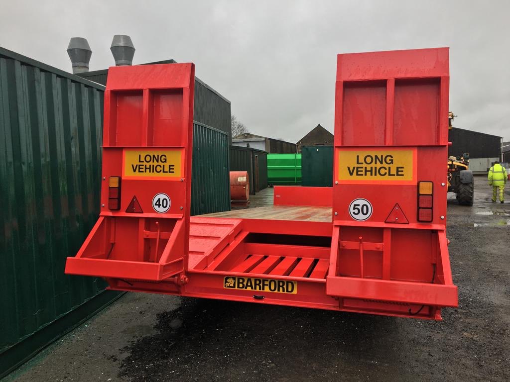 whbond's tweet photo. NEW! 2020 Barford L22 Plant Trailer,
19 Tonne, 23ft, Tandem 10 Stud Axles, Air & Hydraulic Brakes & Manual Ramps. ยฃ12,500 + VAT #maindealer #equipmentsales https://t.co/m6ngoOrMAK