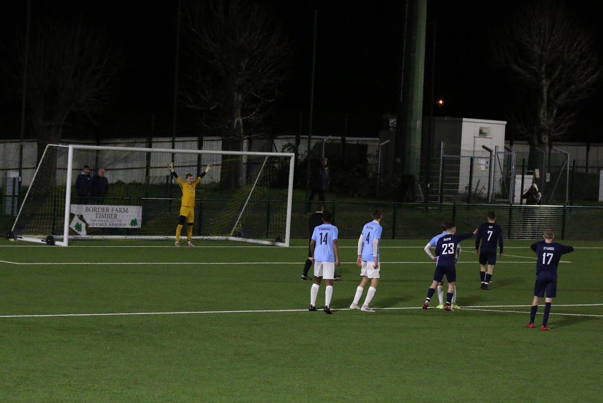 Jhdharrison1's tweet image. A few photos from yesterday’s #VarsityMatch between #CUAFC Falcons &amp;amp; #OUAFC Centaurs.

@SebacSports