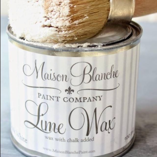 Maison Blanche Paint tweet media