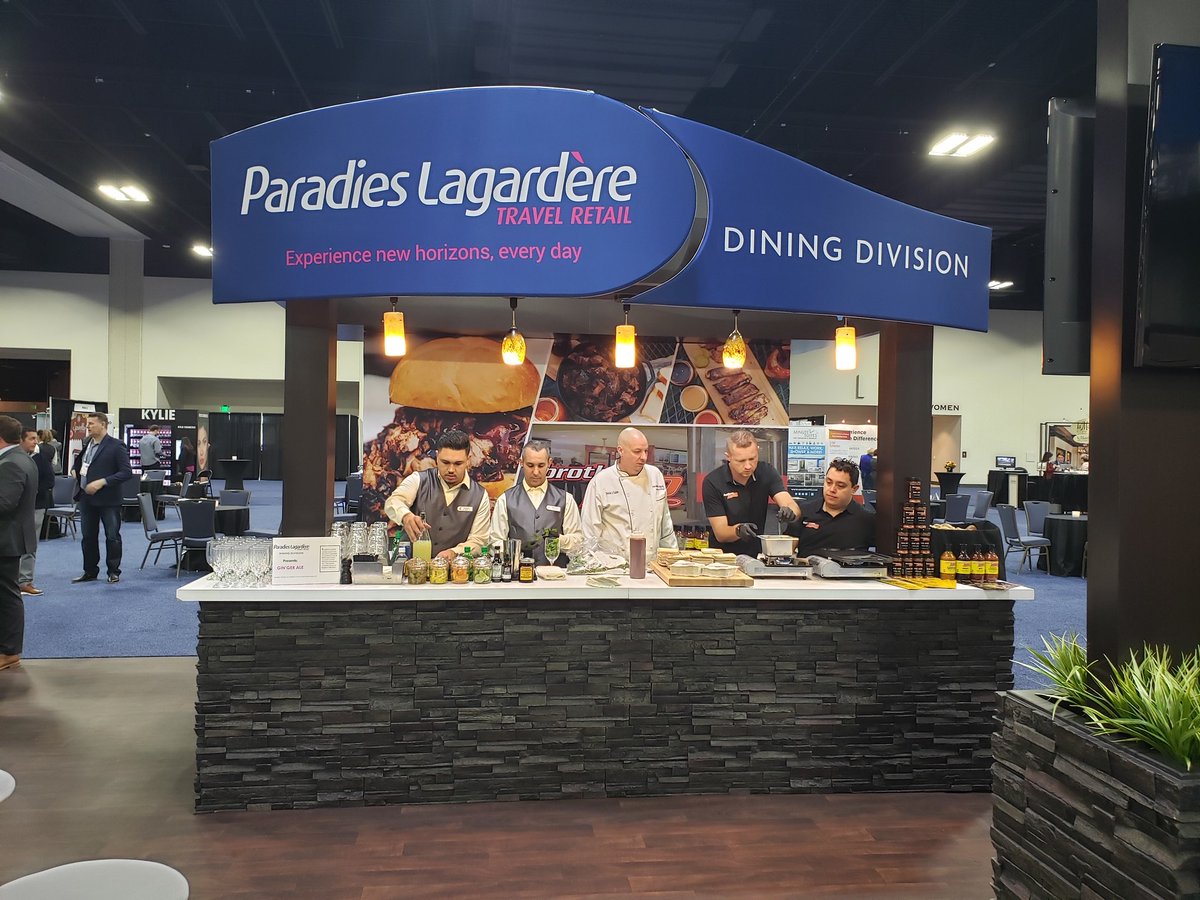 PLshopdinefly's tweet photo. @BrothersbbqCO brisket sliders at @airportxnews Conference...Come by the @PLshopdinefly booth and try a couple! #axc2020 https://t.co/iBqZI8hgUR
