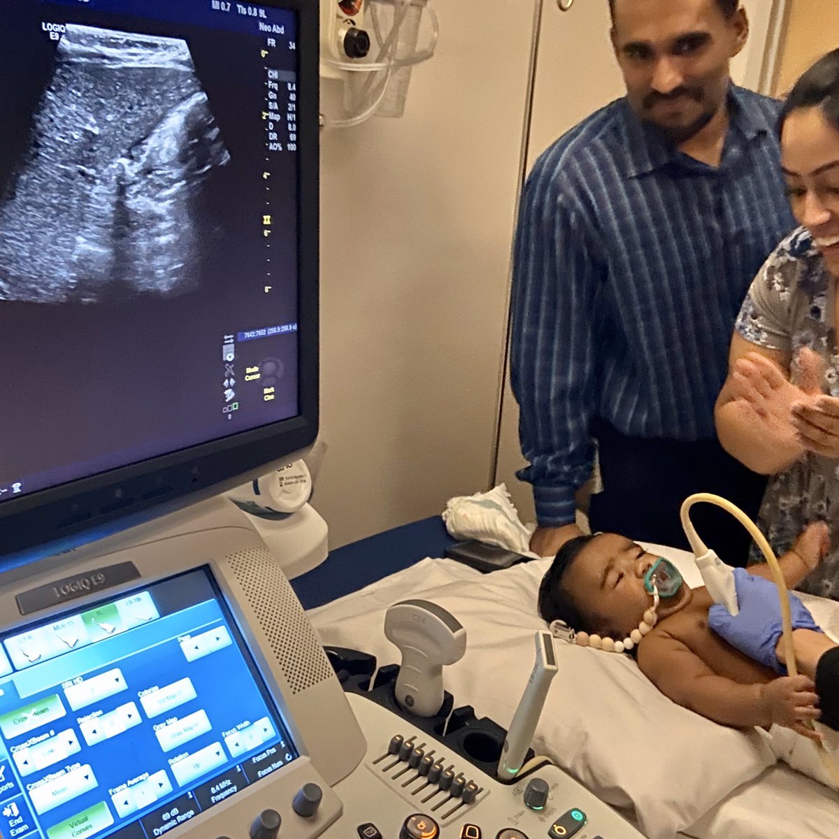 TCHRadiology's tweet photo. Another successful hands on malrotation and midgut volvulus #ultrasound training w @HaiThuyNguyenMD We are in the process of recruiting our mock patient #futurepediatricradiologist #pediatricradiologyfellowship https://t.co/Vd1AniOQVq