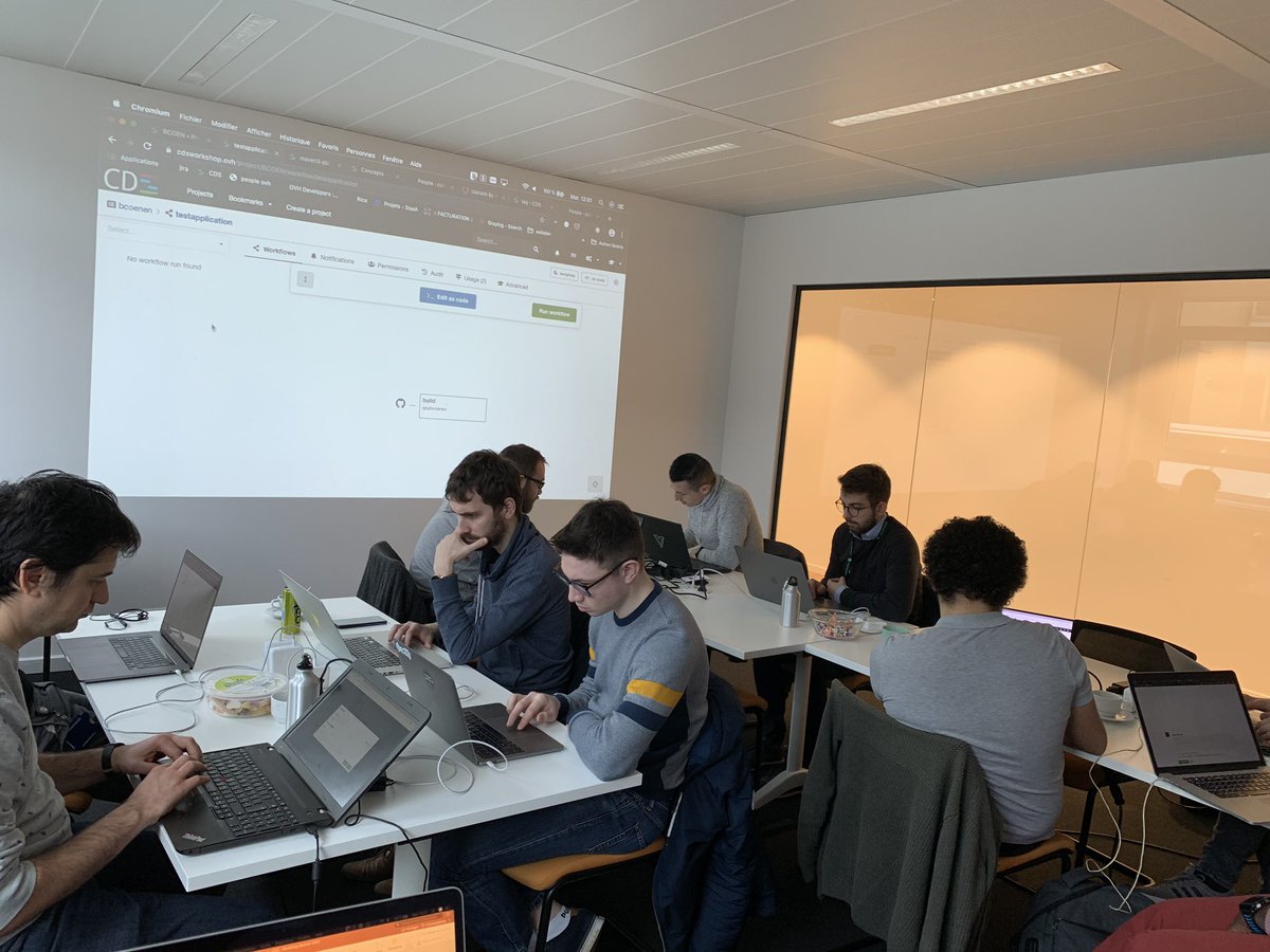 BnJ25's tweet photo. I spent 2 days in #brussels for the @WorkshopSummit and give 2 workshops about #cds and @golang ! It was very nice to come back to my country and meet some passionates like me ! Thanks @hackages for the great logistics and warm welcome ! See you soon ! https://t.co/FydUkf0rBY