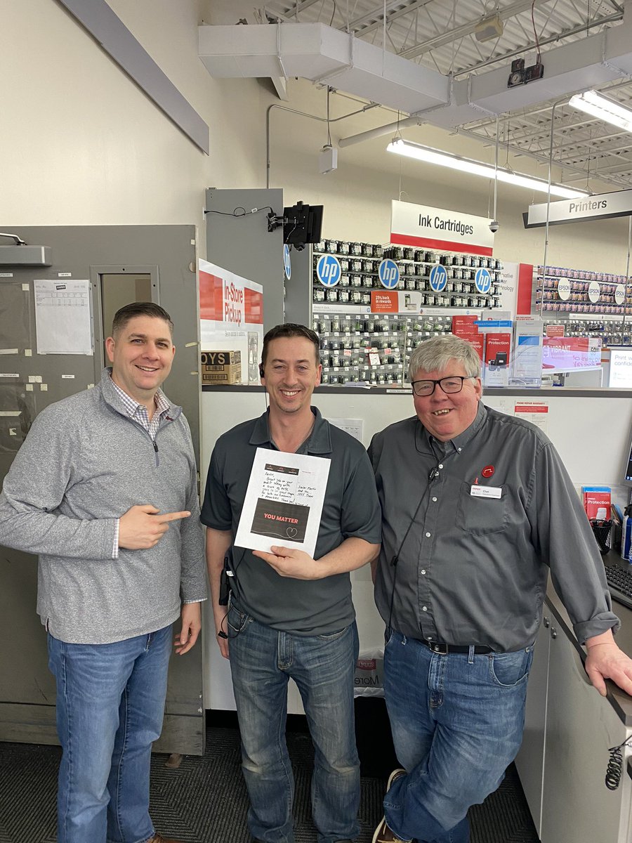 edrenrut99's tweet photo. Great job to Xavier Martin and the 1555 North Andover Team! 94% on their LP Audit today. Thanks for maintaining a great store for our customers and associates. Keep up the good work! #StaplesAppreciation #YouMatter #staplesconnect https://t.co/MTGjEYIeaE
