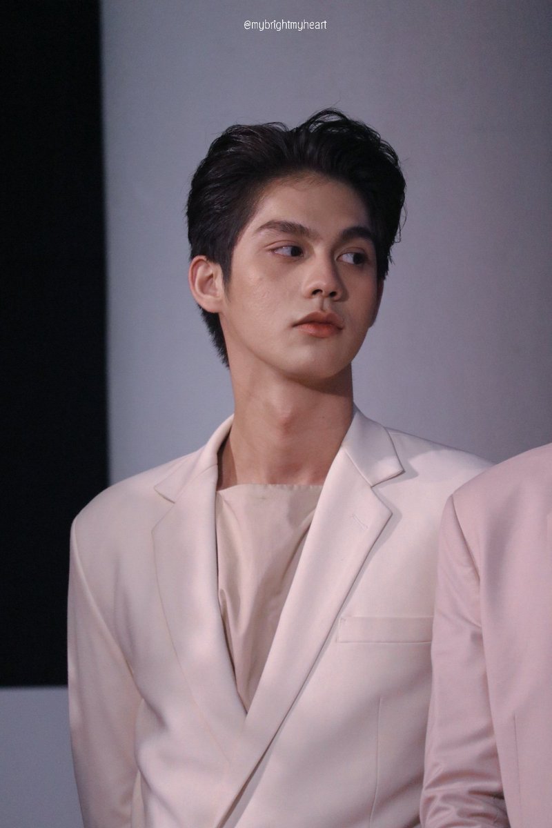 20.03.03 ใจเราก็มีเท่านี้ 😭🌹

#bbrightvc 
<a href="/bbrightvc/">bright</a> 
#คั่นกู 
#คมชัดลึกอวอร์ดครั้งที่16