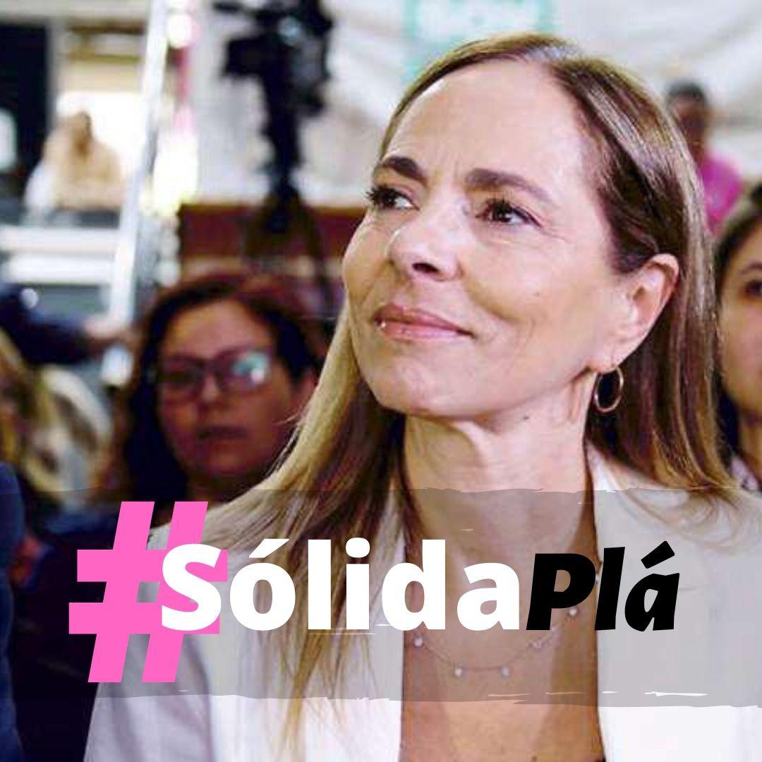 tattyfontxa's tweet photo. #SólidaPlá #solidapla La diputada rojas cree que gritando y exacerbando va a quitarle la entereza que le da el saber el deber cumplido! https://t.co/YMs2HDAVVs