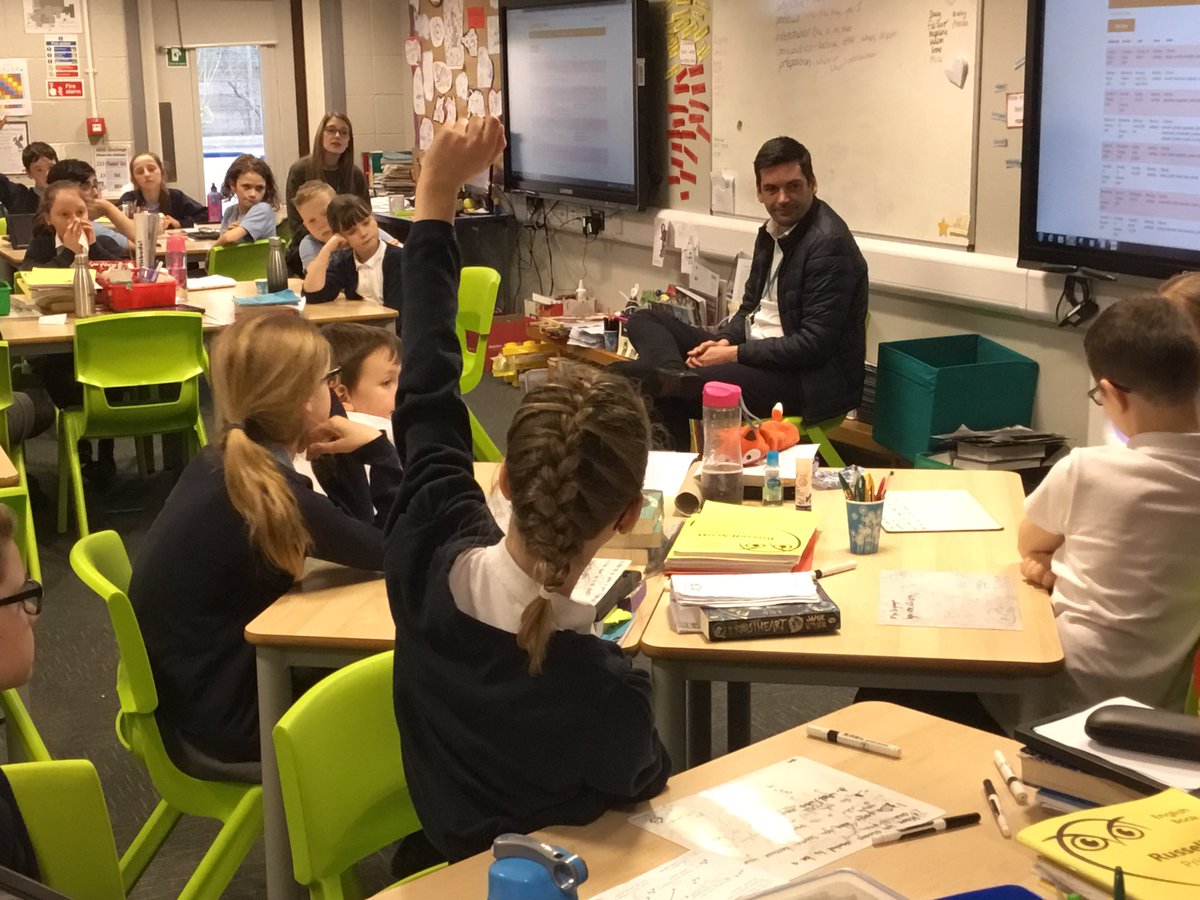 RachelMteacher's tweet photo. Again, pupils @RScottPrimary were very impressed by the skill and dedication of #NHS staff as they listened to a member of the cancer services team @CareersWeek @NHSEmployers https://t.co/3StvzwxL4K