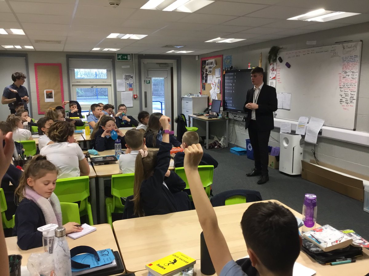 RachelMteacher's tweet photo. Thank you @CllrGeorgeJones for supporting our #CareersWeek @RScottPrimary pupils were very impressed by your job role and your ambitions for Denton @CareersWeek @GwynneMP https://t.co/g5Pa6H10bK