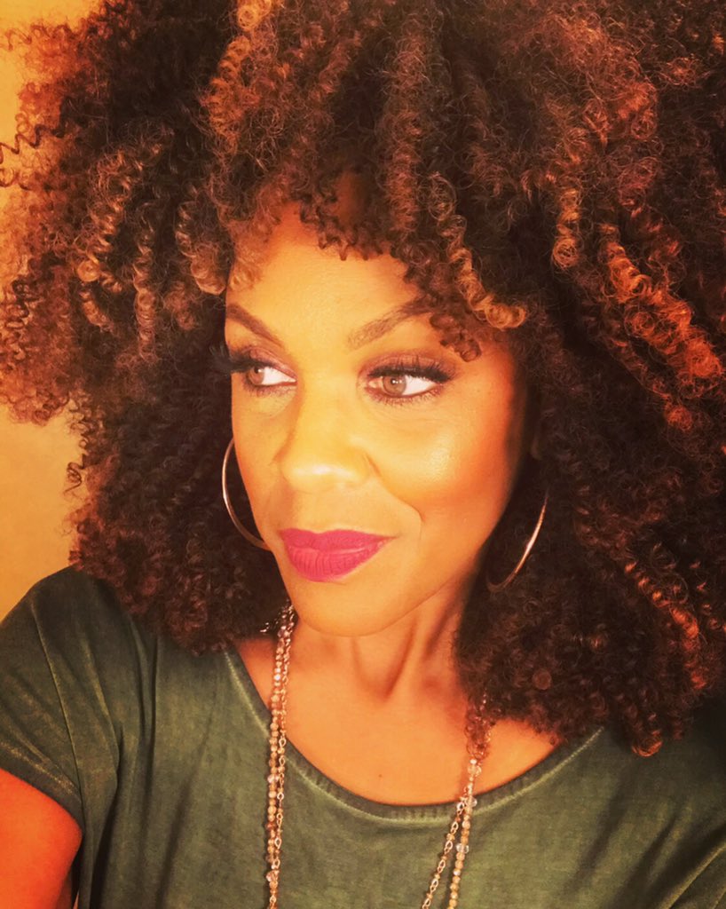 BrandiMitchell6's tweet photo. Inspiration is the backbone of my biz. I thrive on ideas that come to me which I capture in notebooks &amp; index cards. https://t.co/YDTXLuhG9b