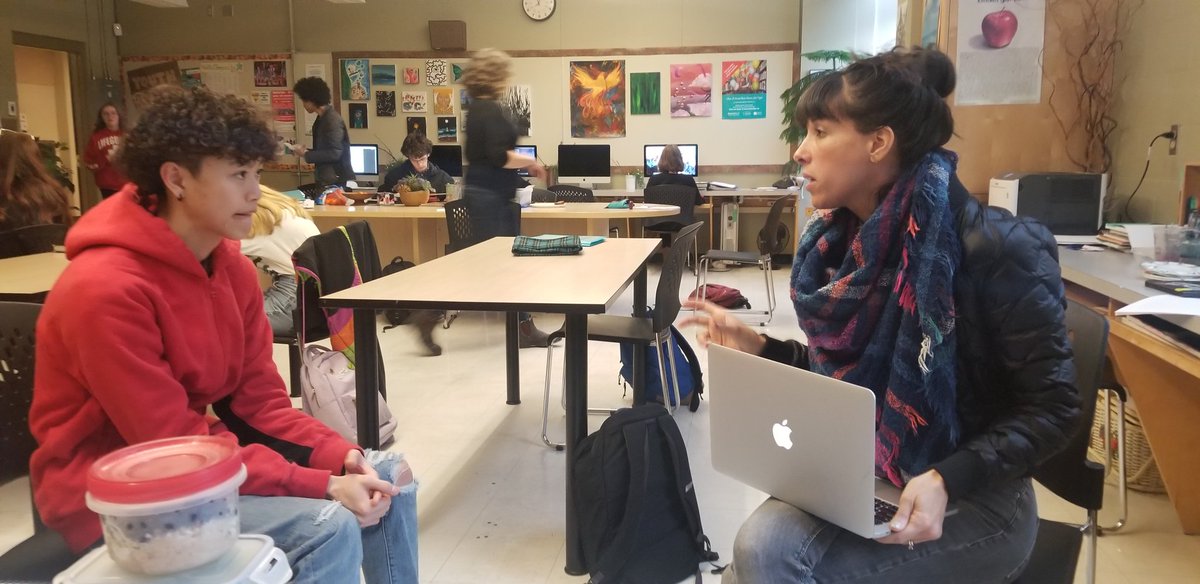 NVOL44's tweet image. Meeting with students for course orientations and course help @Seycove! #distributedlearning #onlinelearning #studentsuccess #Connected @NVDLS44 @JRobertsonNVan