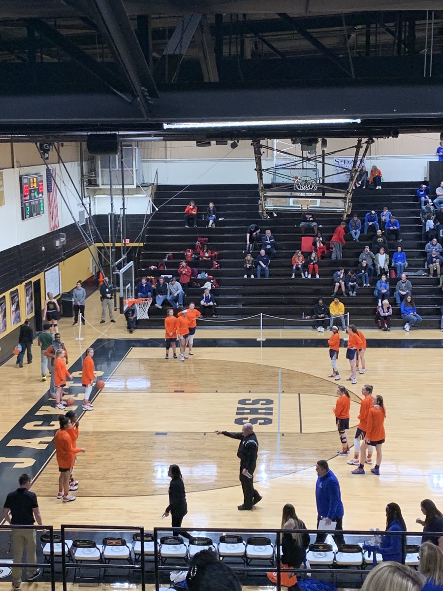 KennethPowell14's tweet photo. Lady Bucs vs. Lebanon for Region 5-AAA Championship Wednesday night 7:00 PM at Springfield High. 🏀JERSEY NIGHT🏀and our girls need all of your support. Students sign up for pep bus Wednesday morning in office. $7 admission to game.  Pep Bus leaves Beech at 6:00 PM. https://t.co/leFWUlDPJN