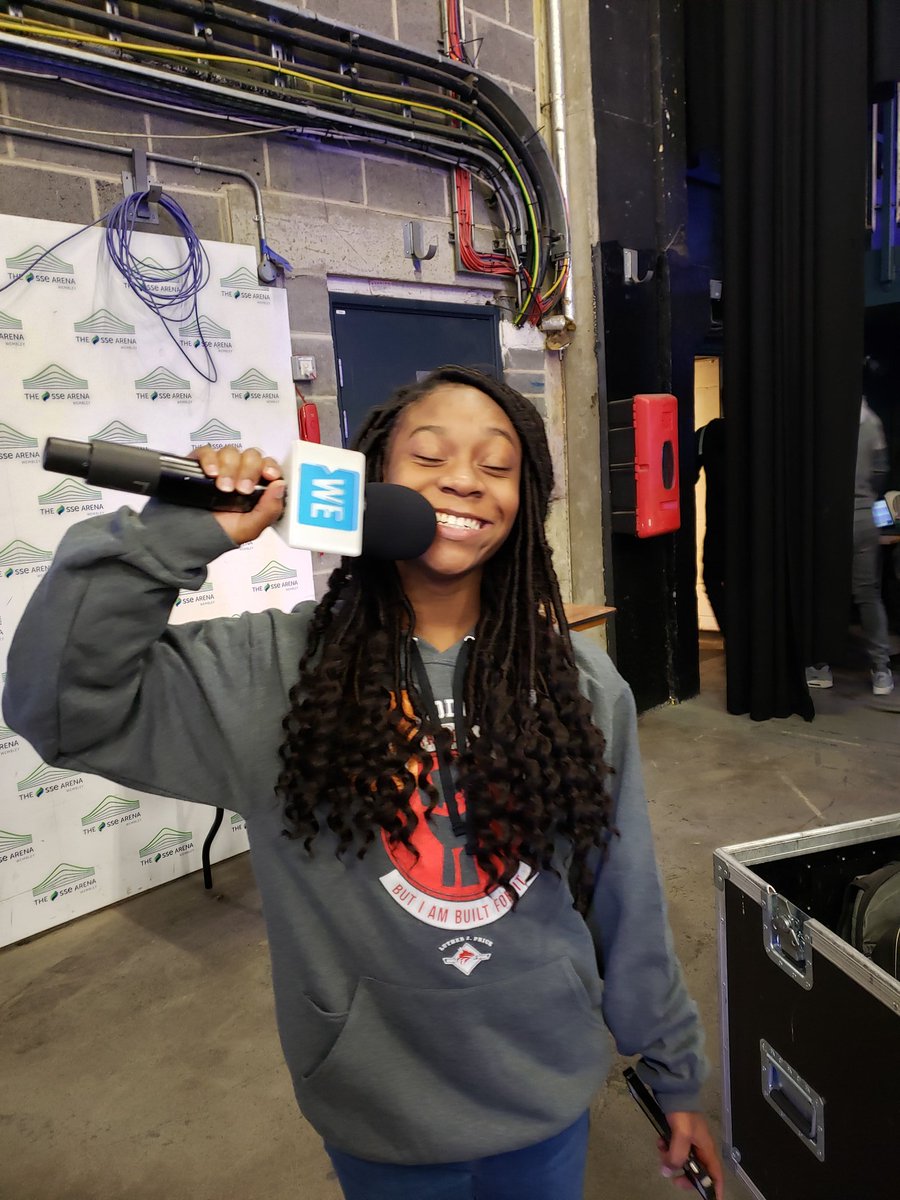 APSPrice's tweet image. Through our partnership with @WEMovement and @VirginAtlantic  #PassportToChange program, 1 student ambassador, her mom, @ToyaThaTechy, and @phillipsl08 have traveled to London, UK to celebrate #WEDayUK! @PBS_Atlanta @apsupdate #ChoosePrice
