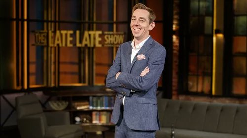 FERNTRI's tweet image. Just to let you know that @exwell_medical Dr. Noel McCaffery will feature on this Friday night&apos;s @RTELateLateShow. Hopefully our amazing ExWell at WIT programme @ArenaWit will get a mention #ExOnc #exerciseoncology