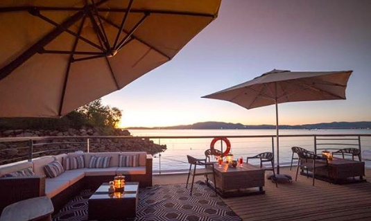 BeyondCruises's tweet photo. Travel to the ends of the earth with @BeyondCruises | Explore the beauty of Southern Africa onboard the African Dream, featuring a sun deck with 360° views for an immersive experience surrounded by wildlife, and the perfect place for stargazing at the amazing African night sky. https://t.co/xPLNyIV5Wd
