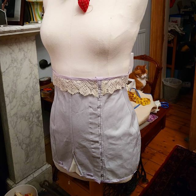 3 days late for my second #make3in3 (which I was hoping to get done in February). I'm pretty pleased with my 1950s pattern meets 1910s styling corselet.

I need to move a suspender tab, and my 2 inch lacing gap at the back is magically 4 inches, but it's… ift.tt/2TA2mY7