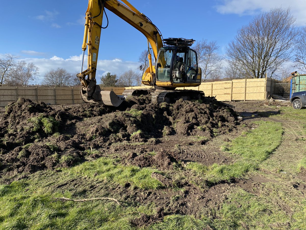 Great to be starting in earnest at our Greenacres site in Bidston. The sun is out and so is the digger, to create 10 new #AffordableRent homes for @Onward_Homes alongside @KingsmeadHomes @DK_Arch @Sutcliffe_1985 @IdentityConsult and funding from @HomesEngland