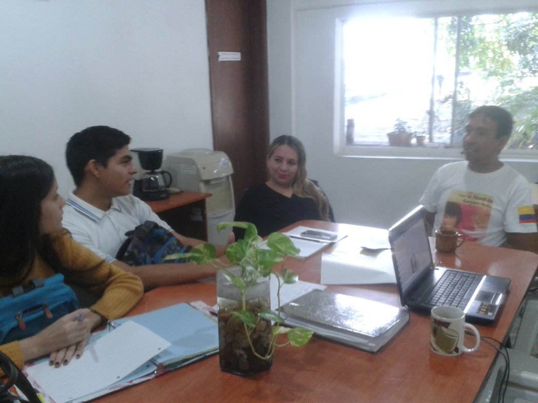 tesoroch's tweet photo. #Hoy en Reunión con estudiantes de la UNEFA planificando trabajo comunitario en el marco de la Participación Ciudadana en el Concejo Municipal Bolivariano de #SanCristóbal https://t.co/Hdmbpd2jMH