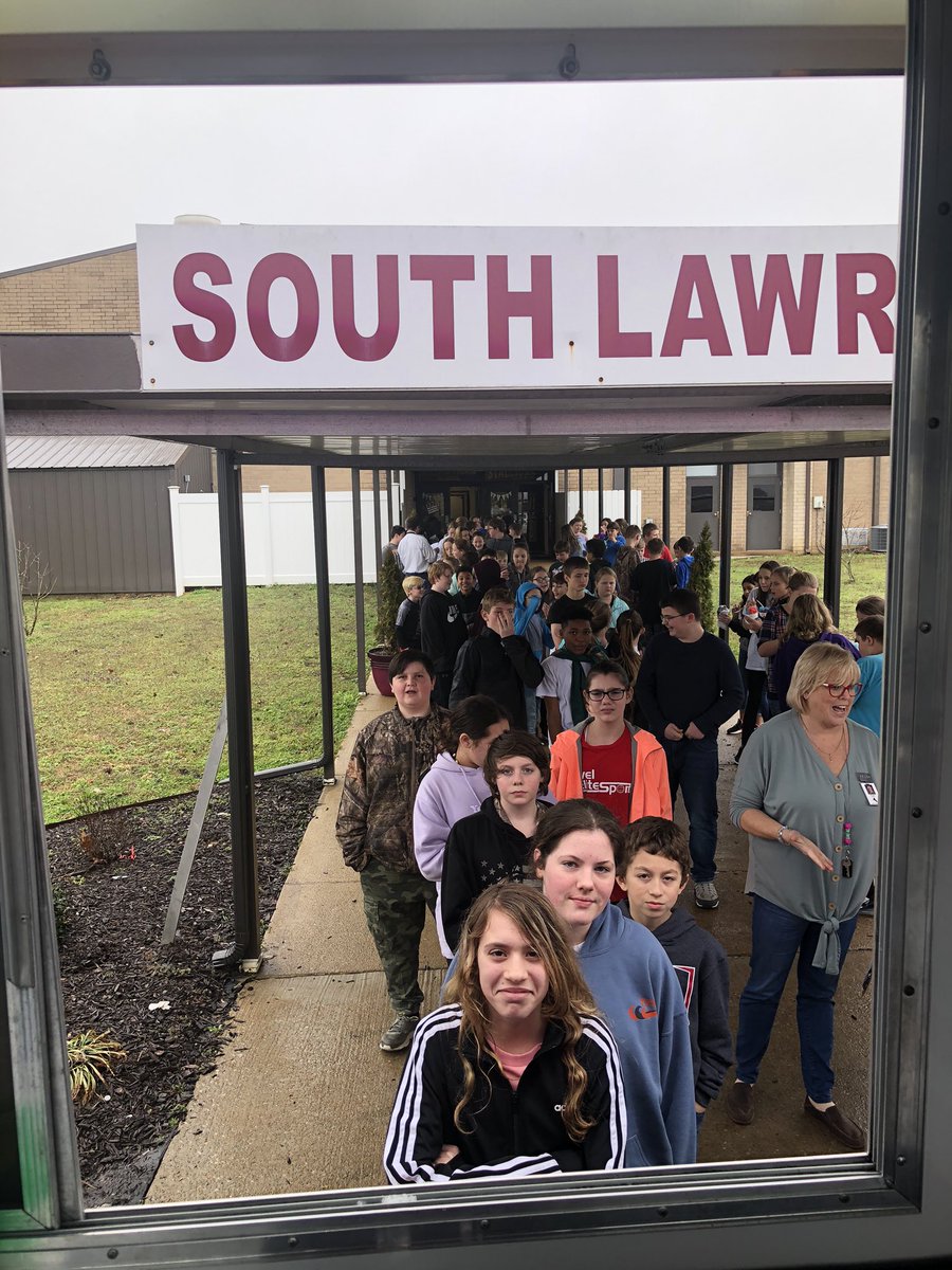 Kicked off Read Across America week yesterday with a trip to South Lawrence School! Thanks so much for having us, we had loads of fun! 📚 😃