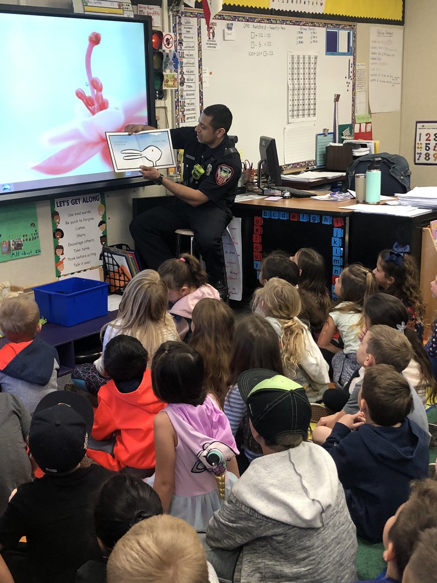 mpeeagles's tweet photo. Thank you to Chief Sappal from the Martinez Police Department and the Contra Costa County Firefighters from Station 14 in Martinez. MPE students loved hearing you read to them today! #ReadAcrossAmerica #musdontherise https://t.co/0RqzjtuuDi