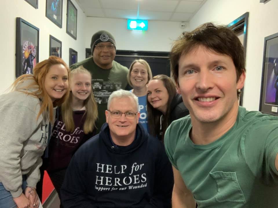 HelpforHeroes's tweet photo. Our fab volunteers striking a pose with @JamesBlunt and @edsheeran 📷 🤳 
Thank you so much James for your incredible support. 👏 Our volunteers had a brilliant time collecting at your UK concerts last month. https://t.co/vA9iN7Wzqy