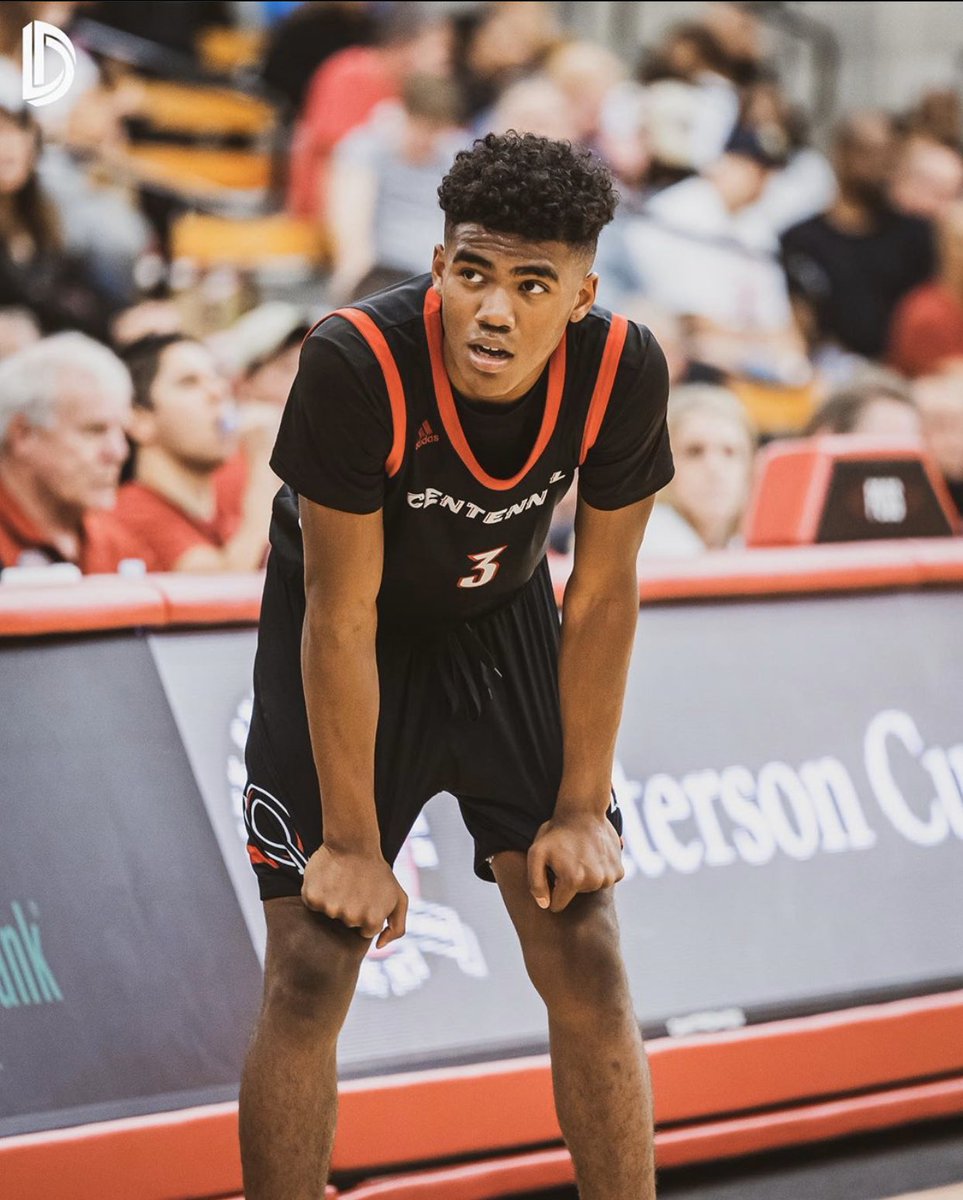 DTermined_'s tweet photo. Shout out and congrats to DTermined Family, Donovan Dent on his all-league selection in the Big VIII!! Stay the course, kid! #THEDTERMINEDWAY https://t.co/fLaqMkyVo0