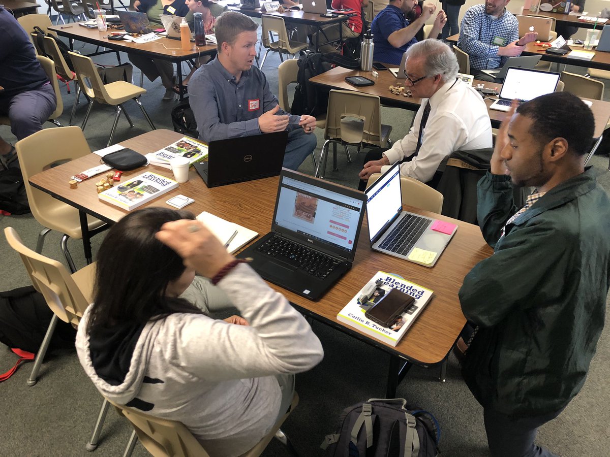 jilldrice's tweet photo. Digging deep into digital communication today with @KilleenISD_  MS teachers. The Art of Asking Qs Online✅  Creating Quality Discussions✅ Station Rotation✅ Bachchannels✅ #SchoologyPD #blendedlearning #ISTEstandards  @Schoology @techgretch @Catlin_Tucker @MrsDPatt @ghartman https://t.co/7Q9mnI5LCA
