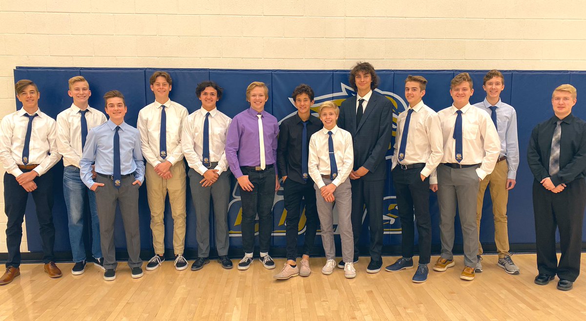CasteelColtsVB's tweet photo. Must be a Home Match for Casteel MVB👔!!! Lookin’ so FRESH and so CLEAN 🧼! Thank you @CasteelStuGo  for the treats and support! Shot out to @TheSteelMill15 for making sure we are physically and  mentally strong, ready for battle! @CUSDAthletics @CasteelAthletic https://t.co/8xX9mnovmK