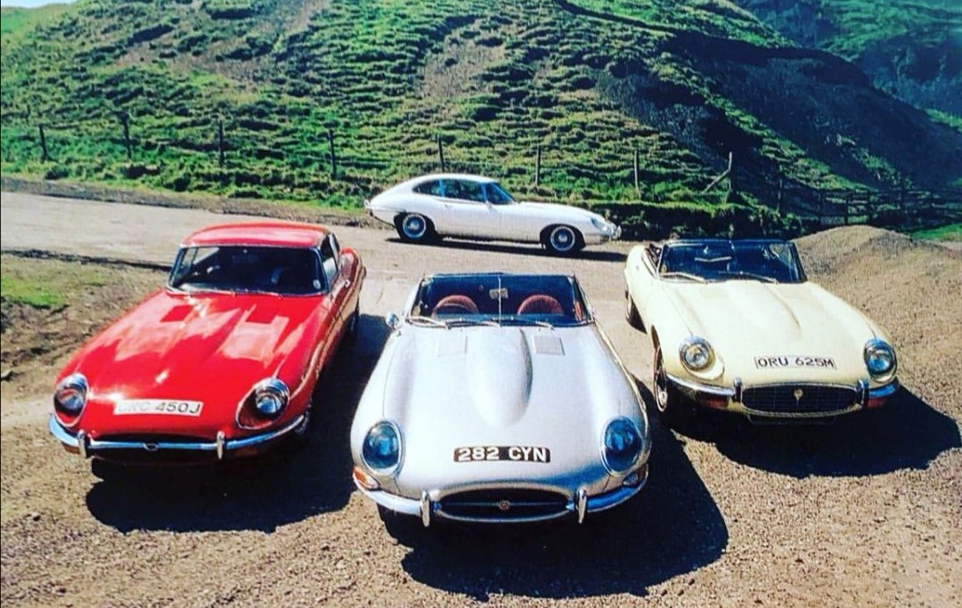 Hampsons stunning E Types on a photoshoot for <a href="/CandSCmagazine/">Classic & Sports Car</a> #etypes #Jaguar #classiccars #classiccarsdaily #veterancars #carauctions #cheshire #classicandsportscars