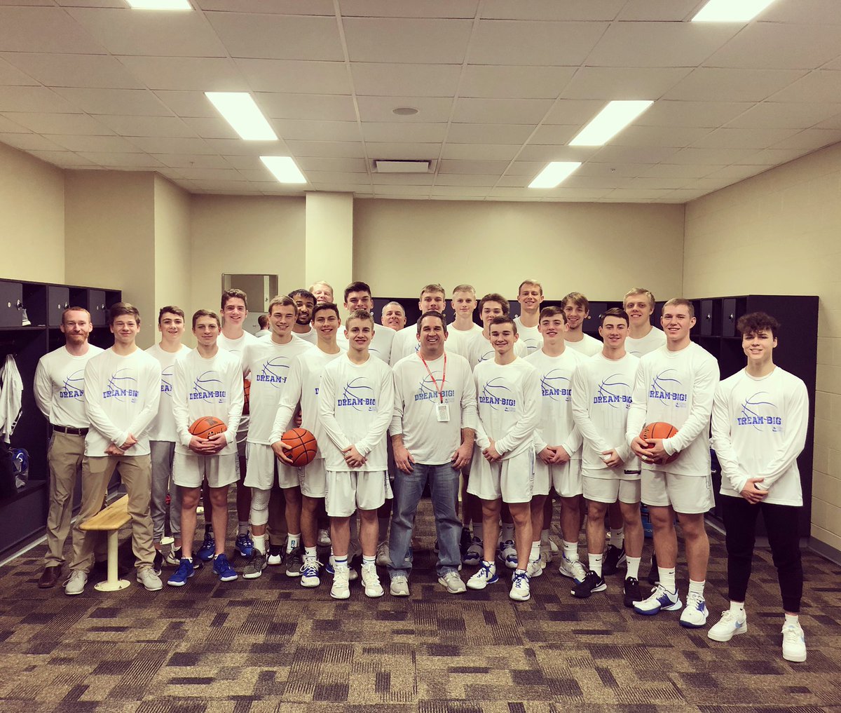 kidsanddreams's tweet photo. Good luck to Coach @drake_beranek & the @KHS_BoysBBall team tonight vs. Millard North! Battle On!! 🏀 #dreambig #believe #onepercentmore #bearcatnation #battleon https://t.co/RXZkxgzLUI