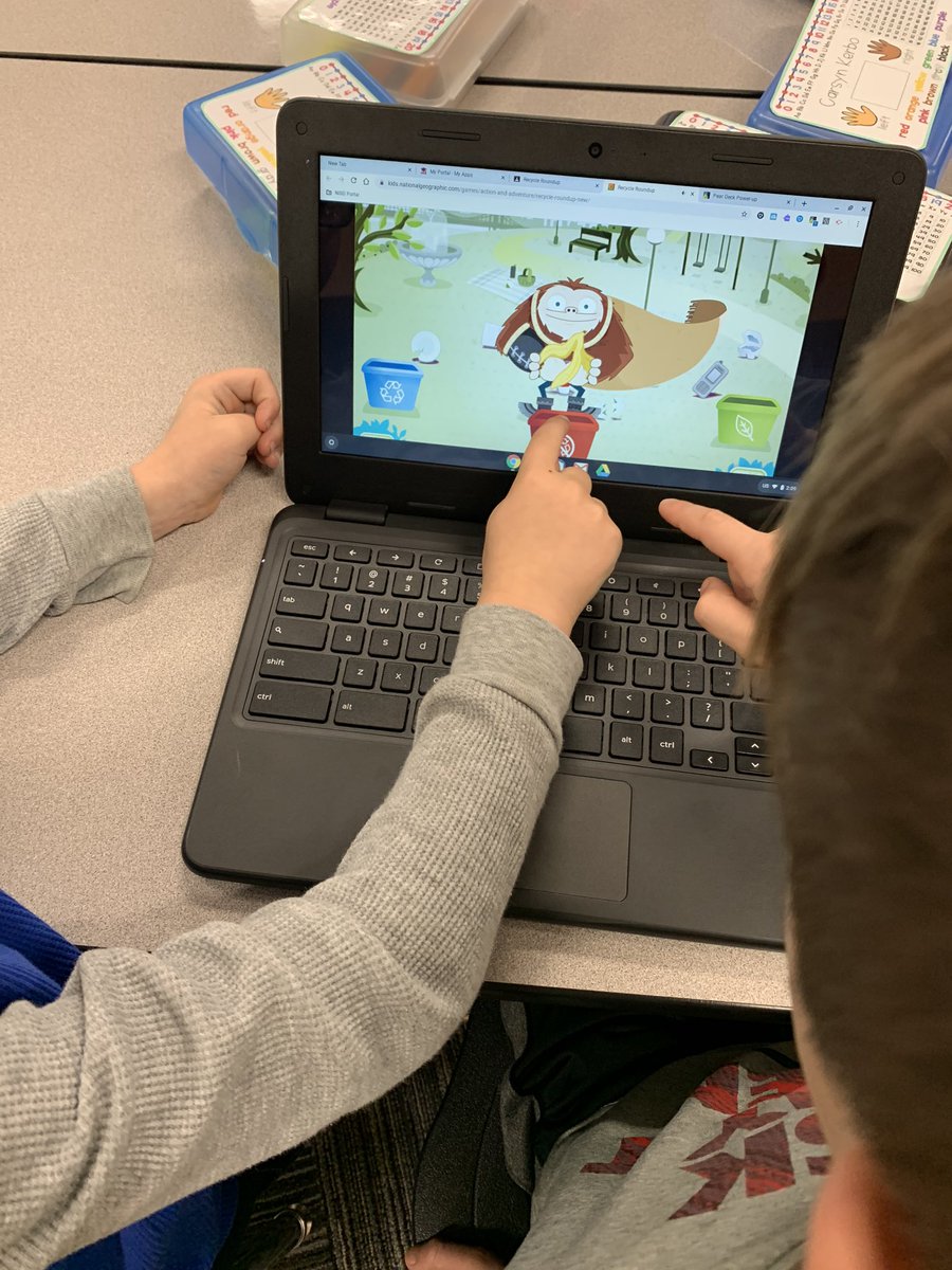 mrspolk_kinder's tweet photo. Google Classroom makes digital learning SO easy! I sent out a link to this recycling game on GC, and all my students are applying their learning of recycling by sorting items into different bins! @Kel_Sanders https://t.co/Isvysi2R3A