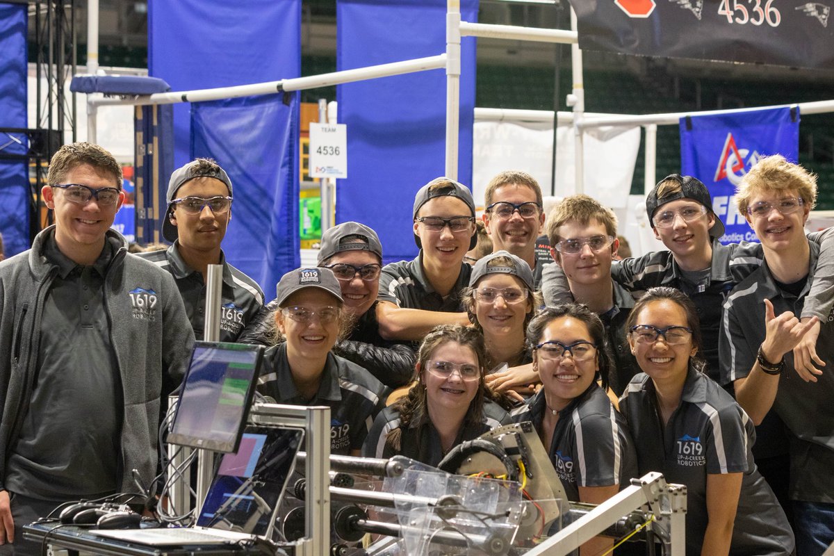 Check out our full Great Northern Regional Recap on our Facebook page! m.facebook.com/story.php?stor…

#omgrobots #FIRSTGreatNorthern
