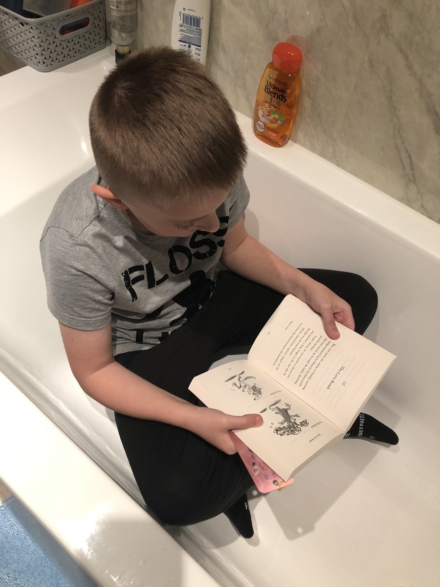 LubaKarolina's tweet photo. @SMOSPrimary @P5Smos
Trying to find some new, unusual spots to finish his book 🙂📖
#readtosucced #bookweek #WorldBookDay2020 https://t.co/8fn14mHzgc
