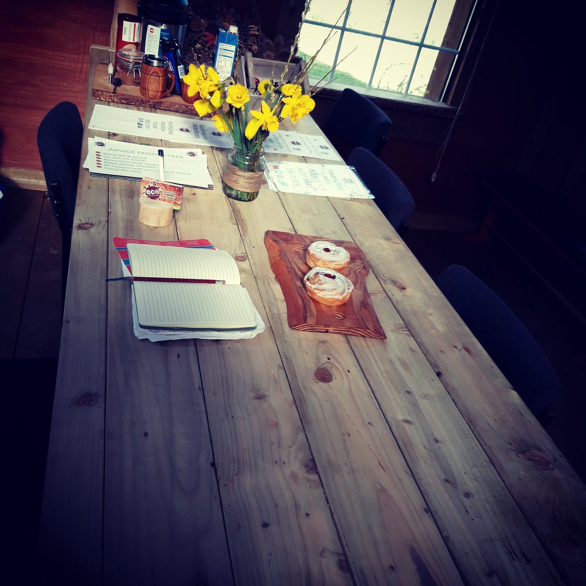 ecocentrepaul's tweet photo. All set up ready for a morning meeting
#ecoskegness #meeting #movingforward #moreideas #exciting #excitingtopics #MOVEproject #woodlandhub #meetingrooms #sycamoreroom #lovelifeinthewoods #bringonspring https://t.co/GM8QRIZGOb