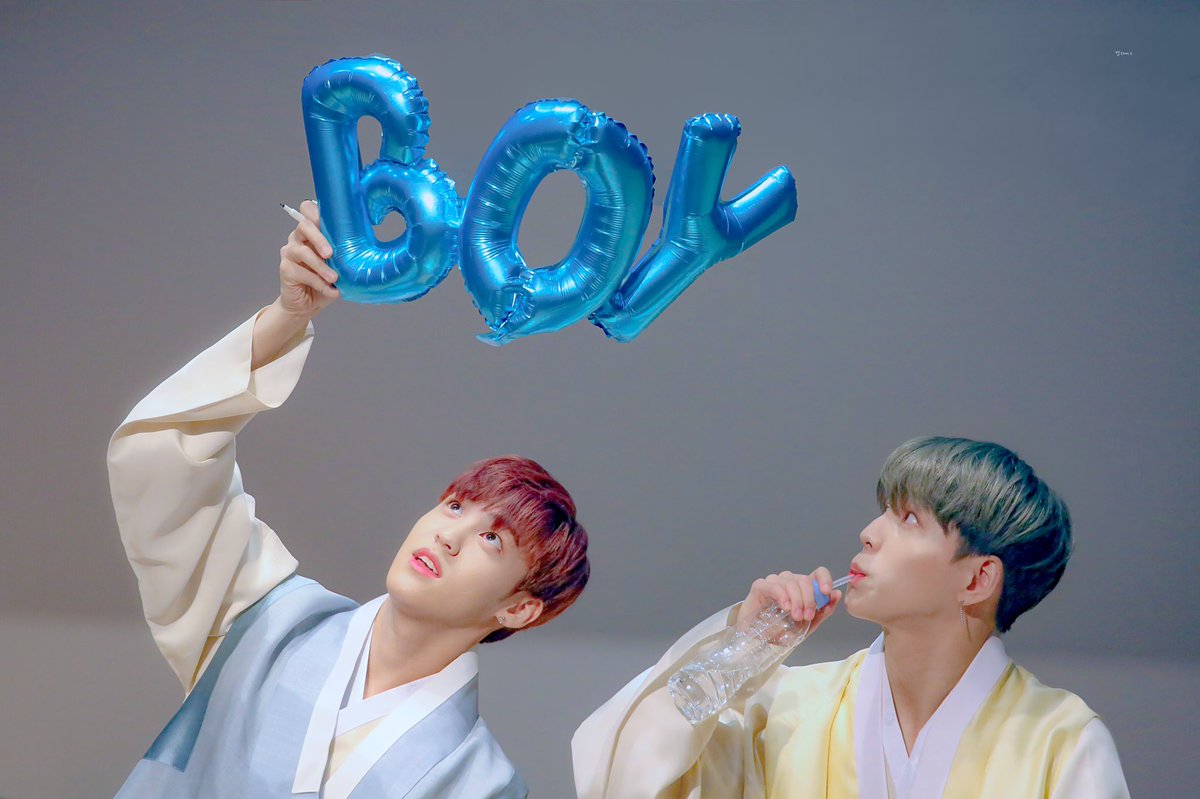 [ A D M İ N   A L I M I ]

Merhaba Michu~
YouTube'da çeviri ve zamanlama yapan adminlerimiz okul yüzünden şu sıralar aktif değil. Onlar dönene kadar YouTube'da zamanlama ve çeviri yapabilecek adminlere ihtiyacımız var. 
İlgilenirseniz mesaj atmanız yeterli💙