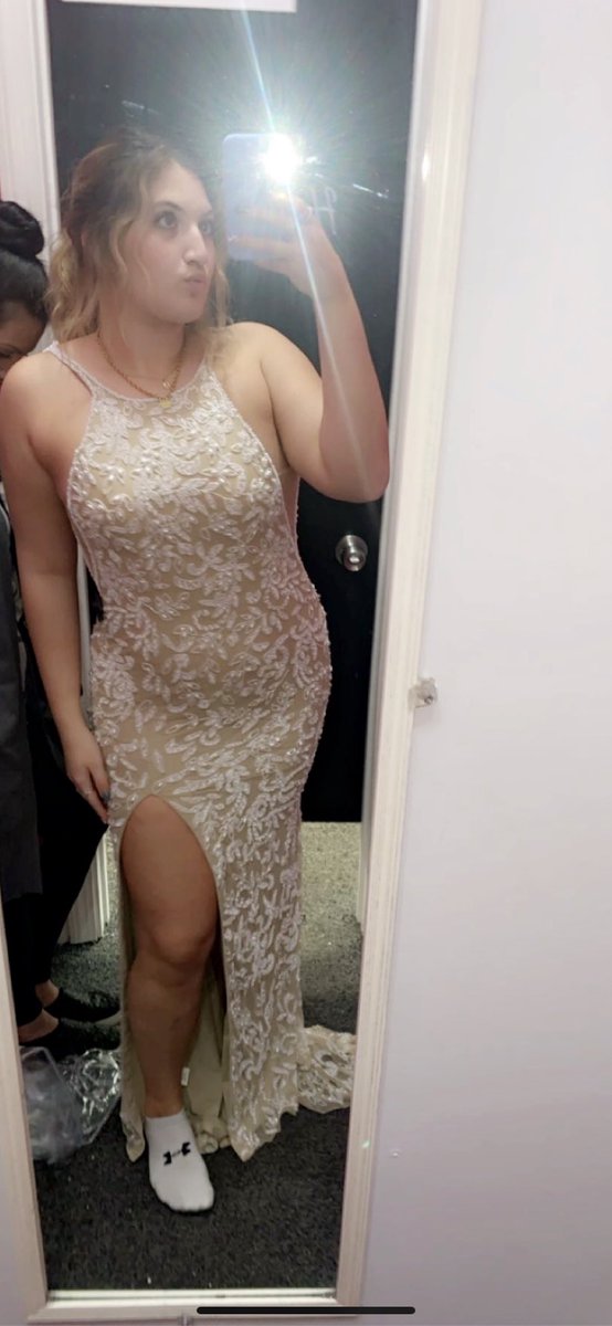 STRHSPromDress's tweet photo. https://t.co/t7nScRd0pD