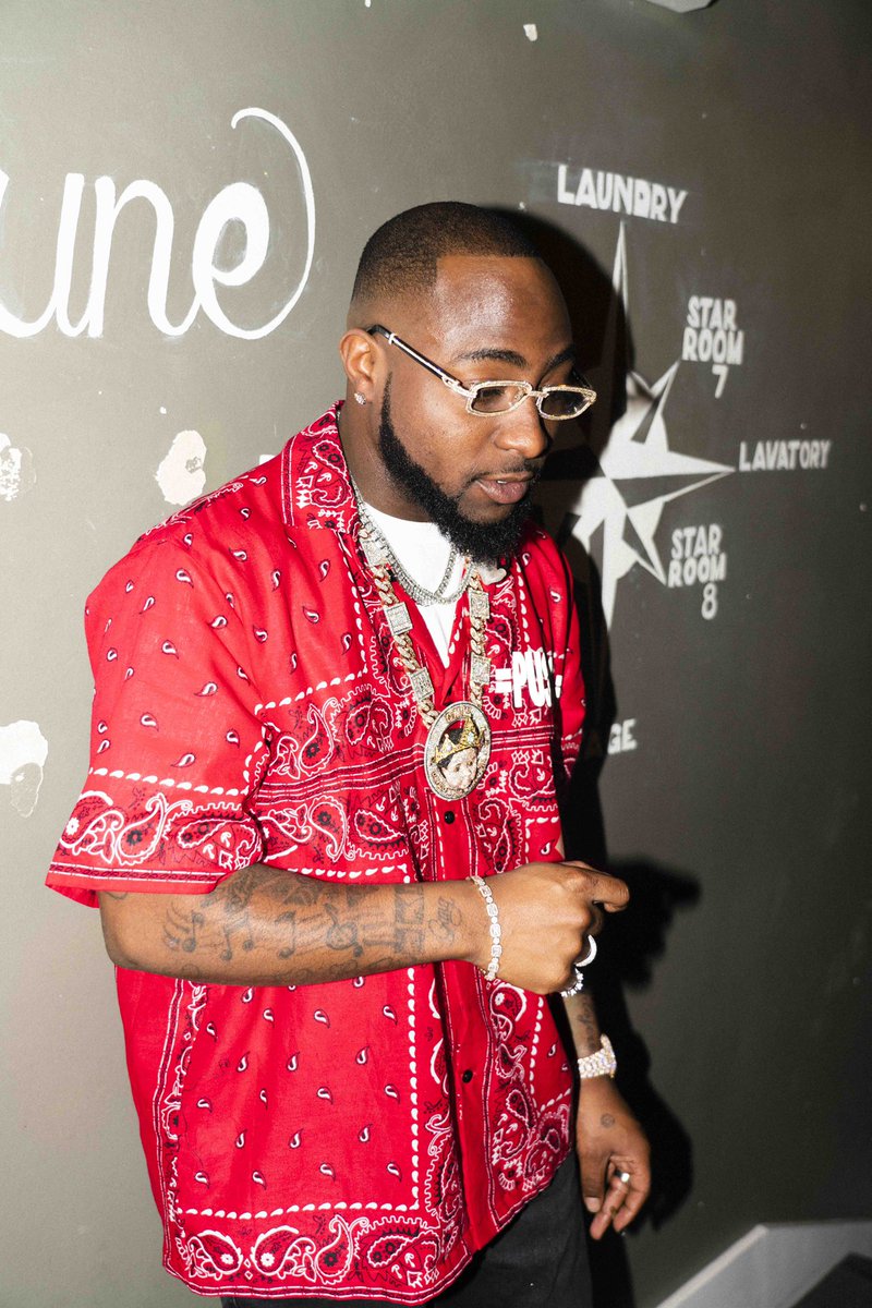 davido's tweet photo. Seattle made me realize who I really am!! A KING!!! https://t.co/YiofiO9mHq