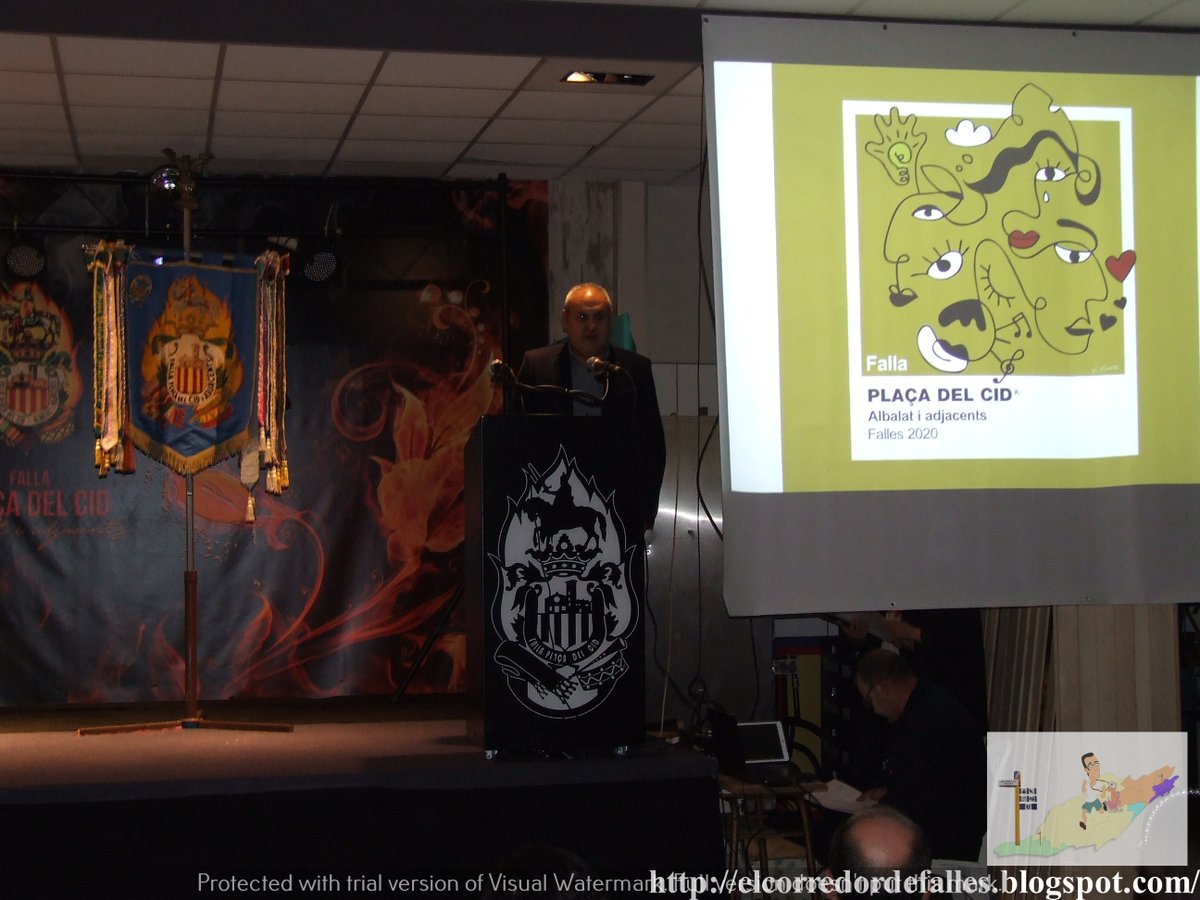 CorredorFalles's tweet image. 📷de l'acte de presentació del📖"El Cid a escena" de la Plaça del Cid el passat divendres al seu ampli casal el més gran d #Algemesí #Falles2020 #RiberadelXúquer #Falles #法雅节 #Фальяс #Llibrets #Art #Teatre #Cinema #Cultura facebook.com/pg/CorredordeF…