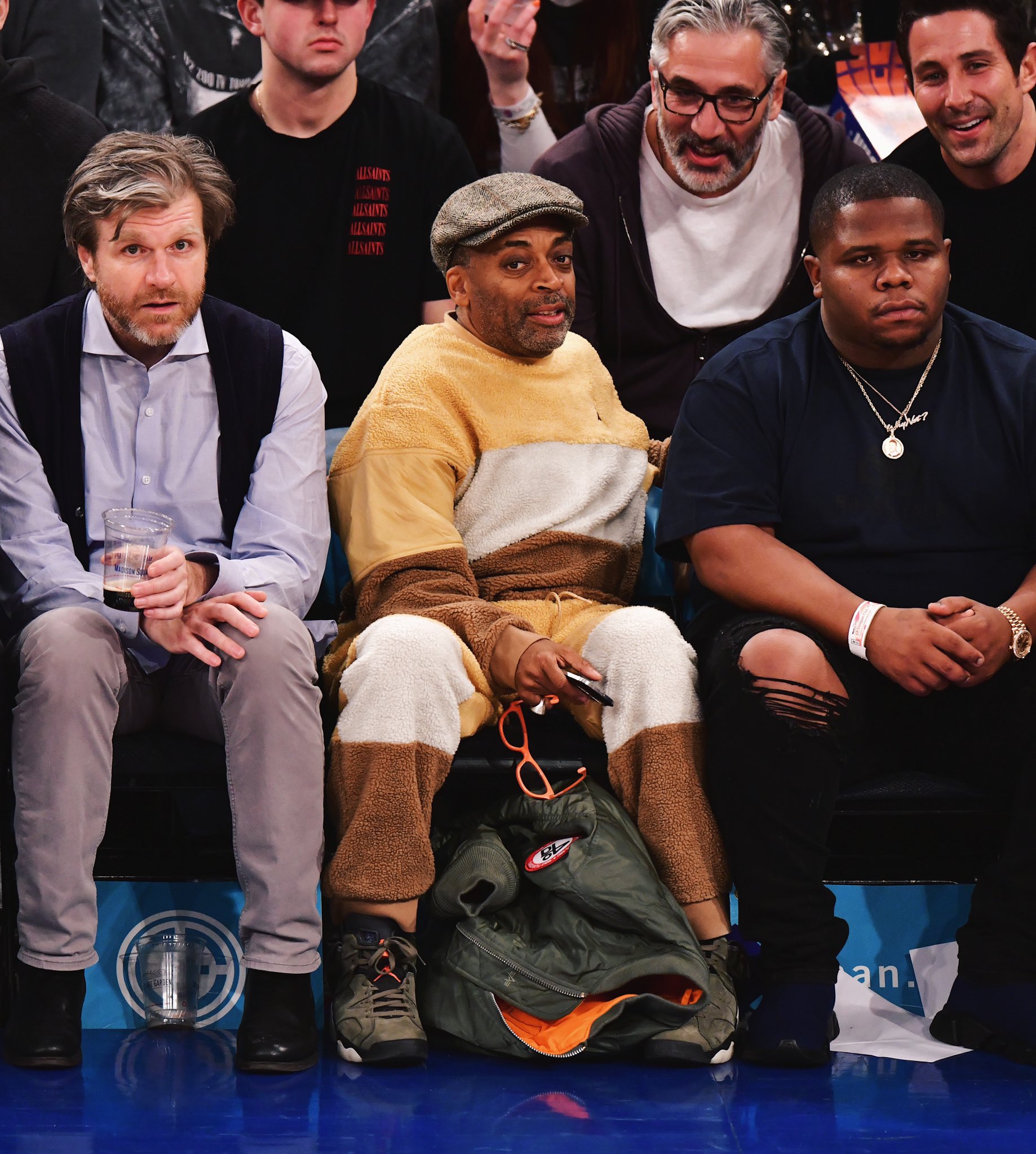 B R Kicks on X Spike Lee at the Knicks game against Houston wearing the trvisXX x Air Jordan 6 https t U02prJti6P X