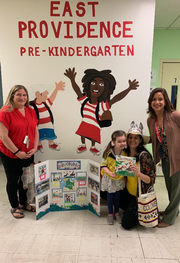 YanaizaGallant's tweet photo. Shout out to Principal @karenr1218 at our #Tinytownies PreK for encouraging #parents to come read in their #native language and share stories from their #culture during #readingweek So Awesome!!! @KathrynCrowle12 @RIDeptEd  #towniepride https://t.co/00PV1oyp4o