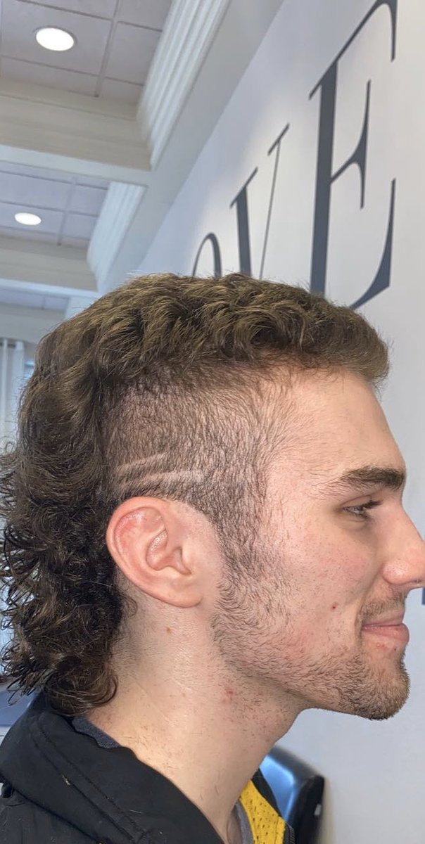NorthAllegheny's tweet photo. HOCKEY IN THE ‘YOFFS TONIGHT 

⏰ 8:30 

📍BIC 

🤮Bethel Park 

🏒 FEAR THE MULLET 

▫️◻️⬜️WHITEOUT⬜️◻️▫️
#PAPAPUT #WASH #CHICHICHI #SCARYPARREAGUIRRE https://t.co/cgFIJcloa0
