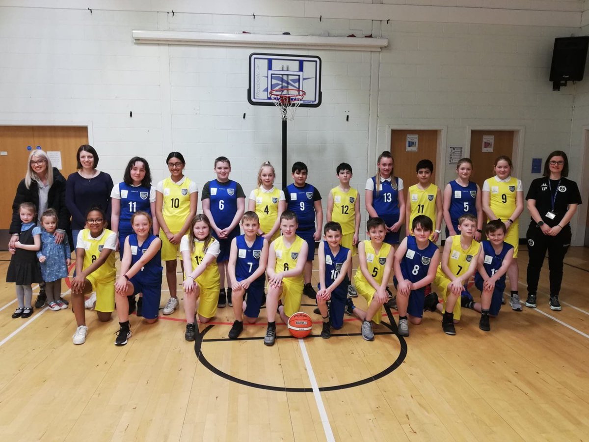 WoodburnPP's tweet photo. Thanks to 1st Choice Gas and Plumbing Services (07784864986) and Parent Partnership we were able to fund two sets of basketball strips for the school team. Looking professional and ready for their competition.@woodburnps https://t.co/yqZL2nnvhx