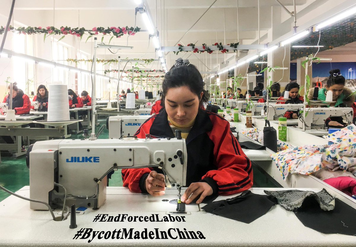 Googoom1's tweet photo. Additionally, there are more than 600,000 Uyghur forced labor in the name of "Build Shoes City in the silk road" in Hotan.
#BycottMadeInChina
#EndForceLabor https://t.co/Vo0W1lSUQY