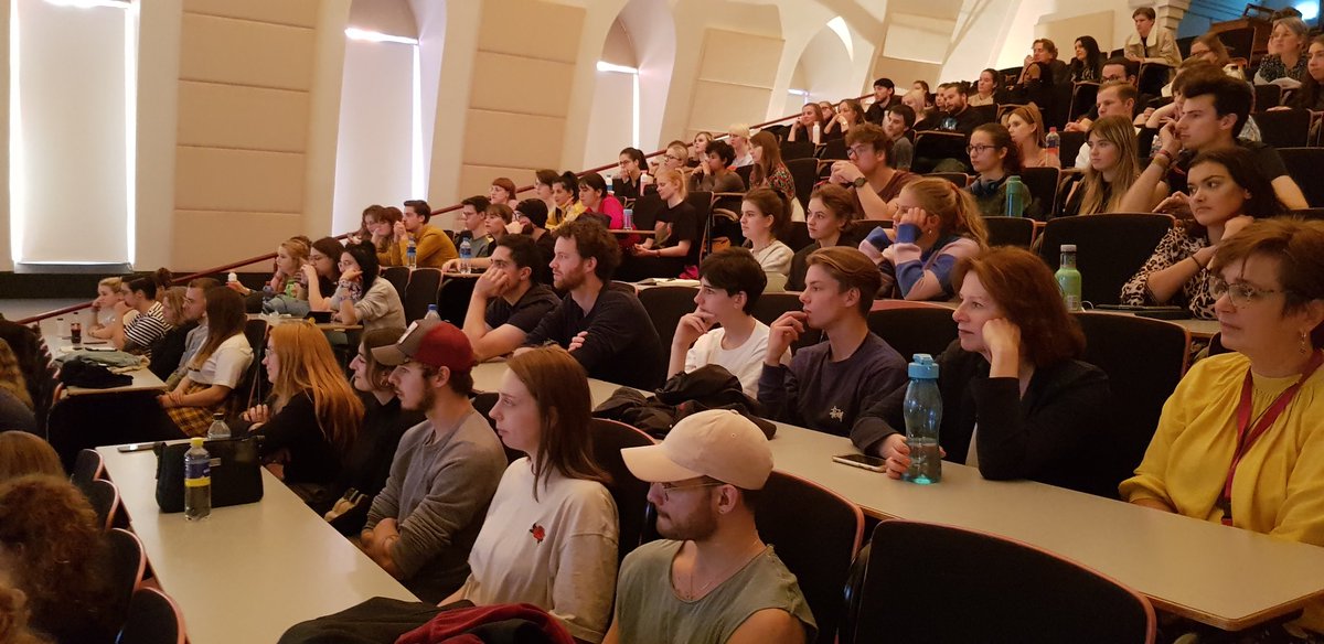 Masterclass Jimmy Nelson met ruim 240 fotografie studenten uit NL, B en D. Expo nog tm 15 maart.