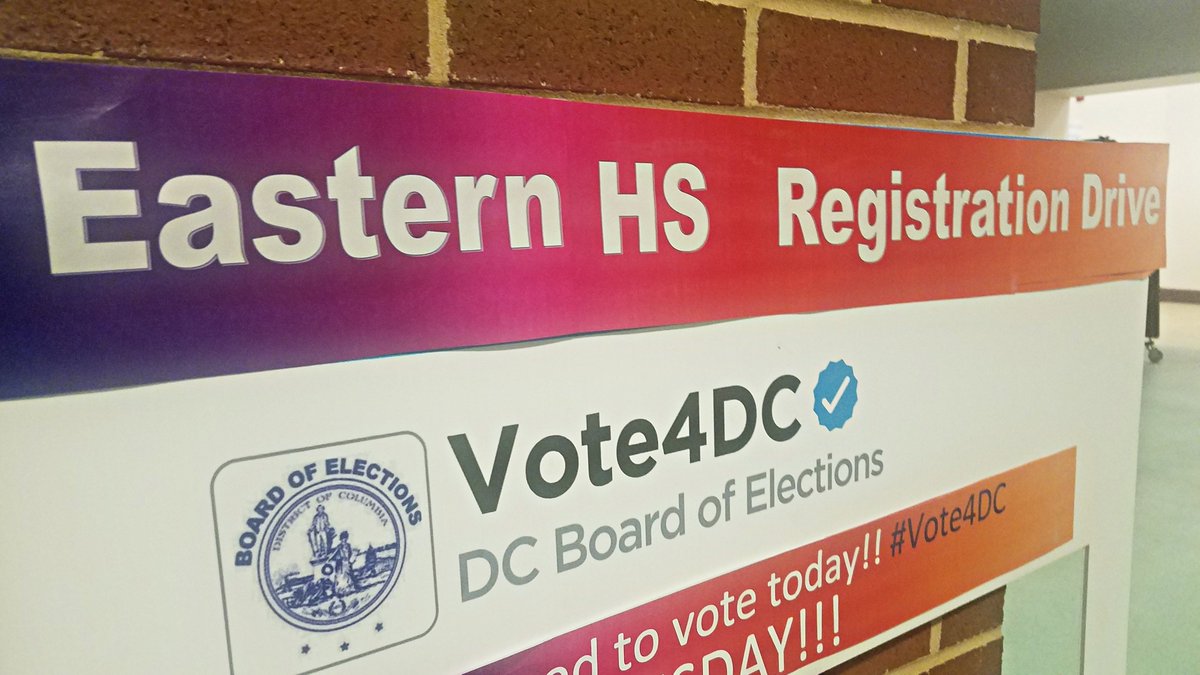 MisterMR2u's tweet photo. Politics with a purpose at The Pride Of Capitol Hill #Easterm @vote4dc https://t.co/Pmp8SAWPbH